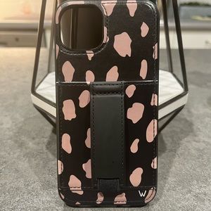 Walli iPhone 13 case